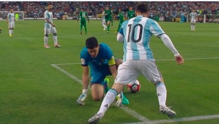 [VIDEO] El lujo que se dio Messi con el arquero de Bolivia en Copa América
