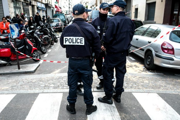 Tiroteo contra autobús con turistas en Francia deja seis heridos