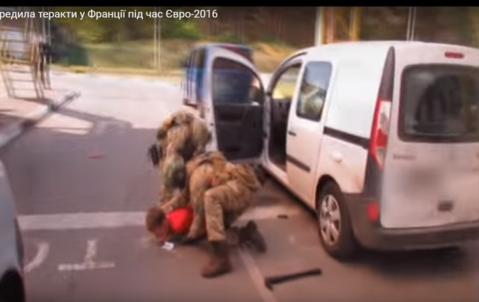 [VIDEO] Francés detenido en Ucrania preparaba 15 atentados durante la Eurocopa
