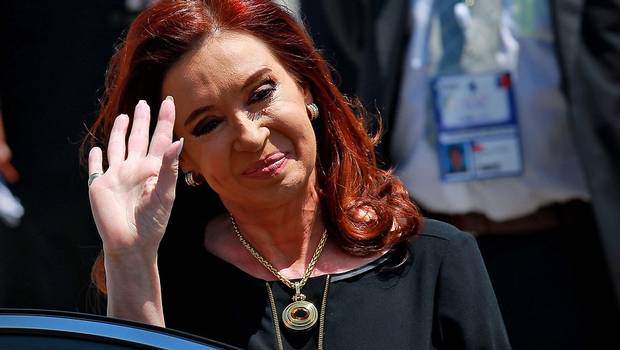 Cristina Fernández: «Podrán hacer mil allanamientos más, televisarlos y meterme presa, ese es su claro objetivo»