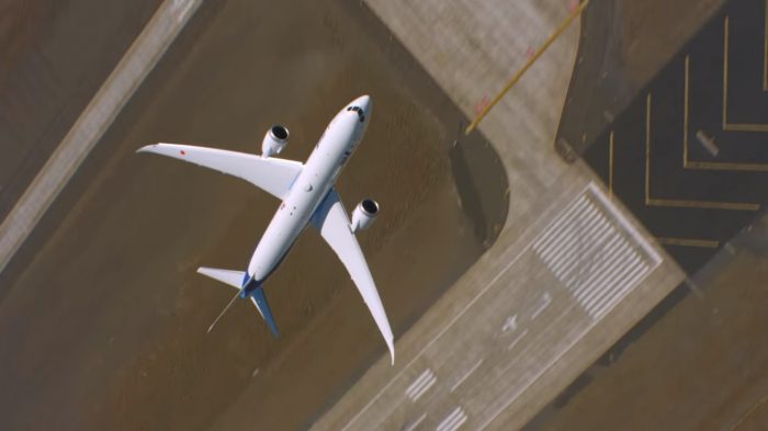 [VIDEO] El espectacular despegue vertical del nuevo avión comercial de Boeing