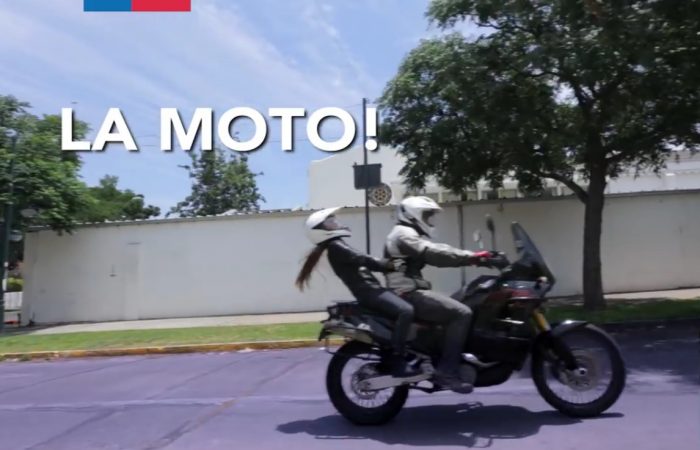 [VIDEO] «Que no se te arranque la moto»: la nueva campaña del Gobierno junto a «Chaleco» López