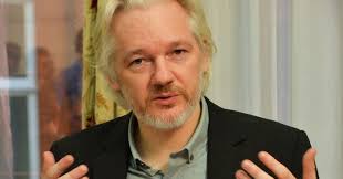 Desde su asilo Julian Assange participará en coloquio de comunicación en el GAM