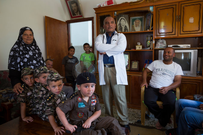 La historia del médico palestino que salvó a una familia judia
