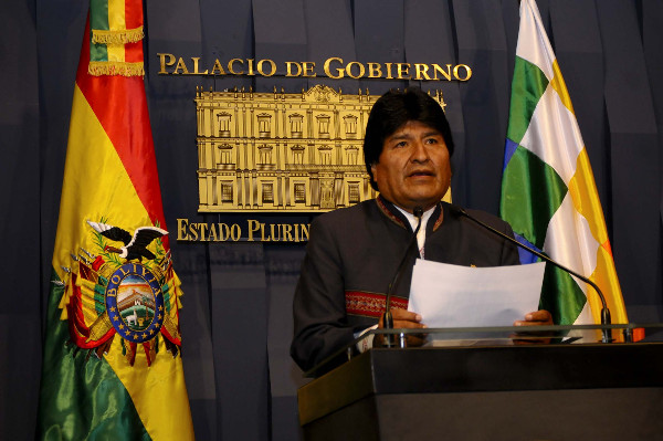 Morales reitera petición de diálogo con Chile para tratar temas humanitarios