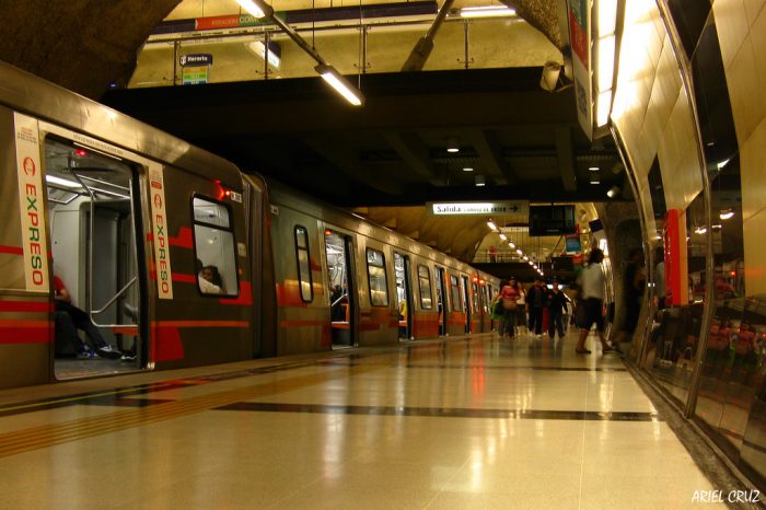 Metro recuerda que suspenderá servicio desde las 21 horas en Línea 4 este domingo