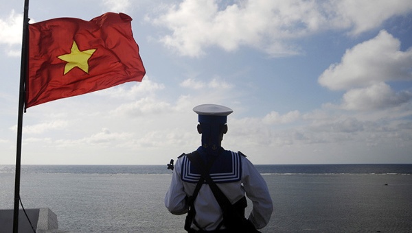[VIDEO] Gobierno chino afirma que fallo de La Haya sobre diferendo marítimo con Filipinas «es un papel de desecho»