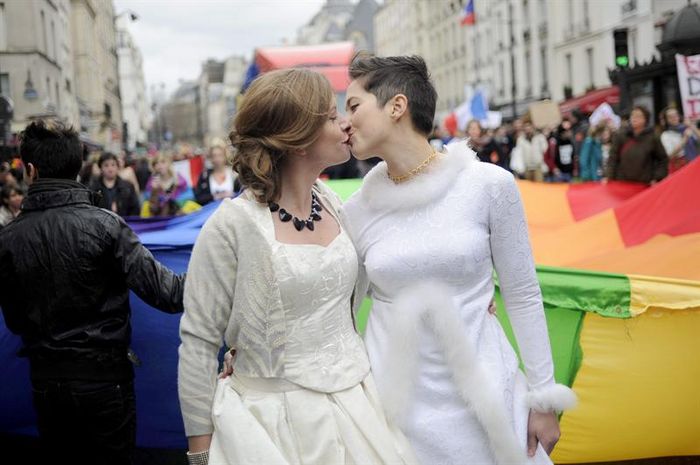 Gobierno reconoce la prohibición del matrimonio igualitario como una violación a los DDHH
