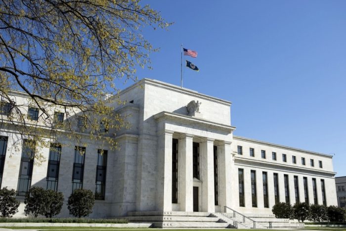 Fed sube tasas por 3ra. vez en 6 meses, prevé otra alza en 2017