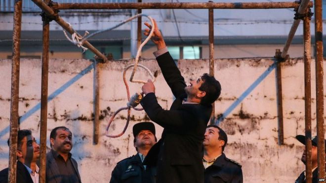 Qué hay detrás del aumento «sin precedentes» de las ejecuciones en Irán