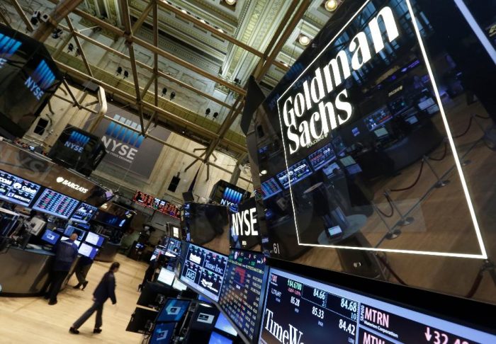 Reserva Federal multa a Goldman Sachs con US$36 millones por filtraciones y uso de información privilegiada