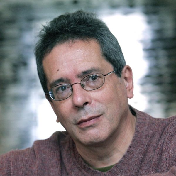 Escritor argentino César Aira gana el Premio Manuel Rojas 2016