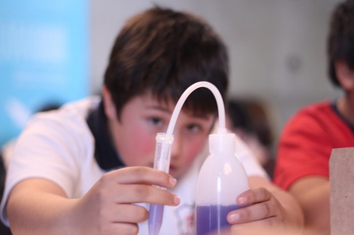 Niños y niñas serán “detectives químicos” en nuevo taller del MIM