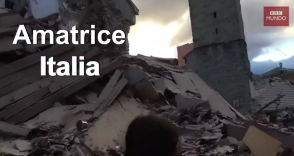 [VIDEO] Las primeras imágenes de Amatrice, el pueblo que casi desaparece por el terremoto de Italia