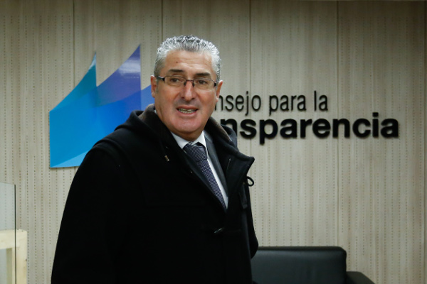 Pizarro responde a críticas de Burgos: “Aquí ha habido un desorden generalizado”