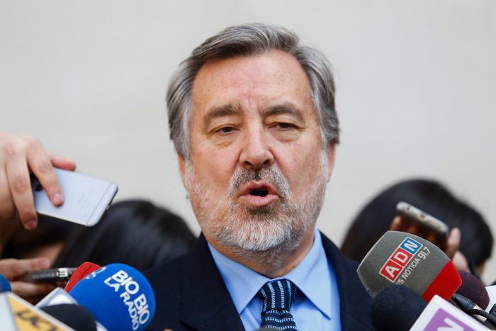Guillier: «El país necesita liderazgos nuevos»