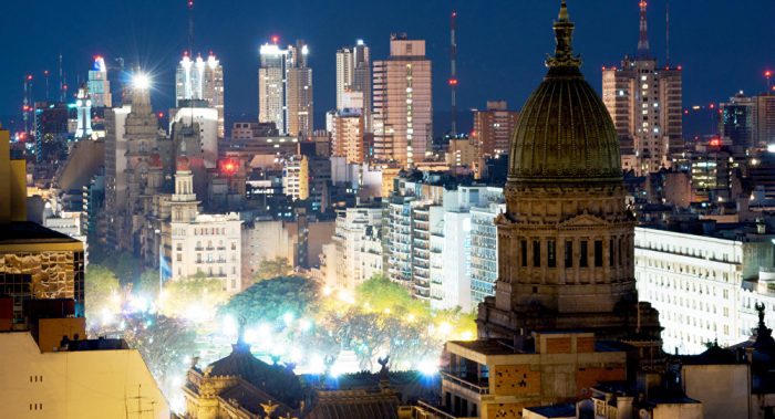 Buenos Aires prepararía emisión de bonos por US$1.000 millones
