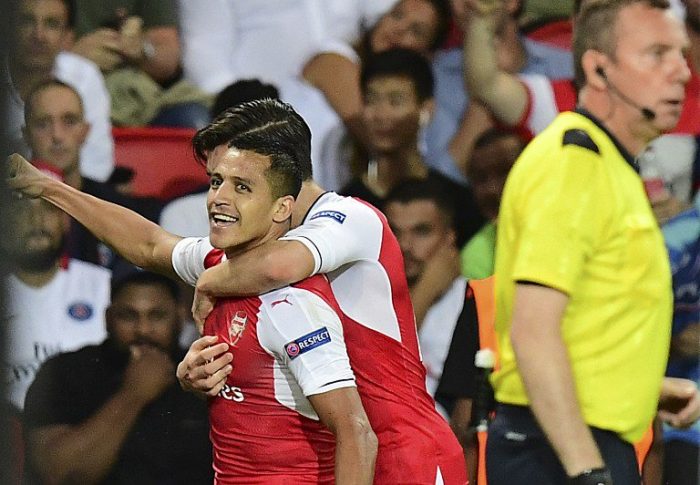 [VIDEO] Alexis Sánchez se redime de su penal fallido convirtiendo golazo en victoria del Arsenal
