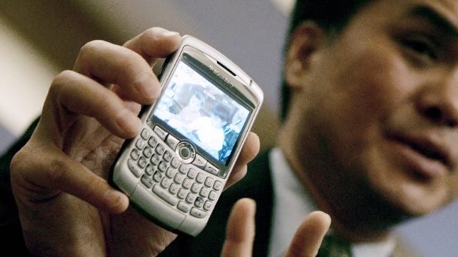 Adiós a los BlackBerry: cuatro hitos y el error final del primer rey de los smartphones