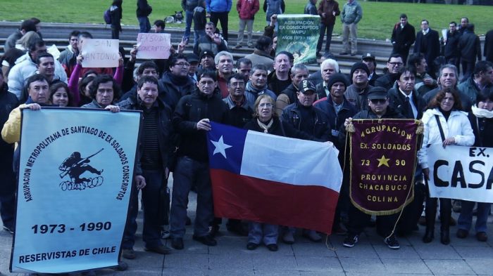 Más de 480 ex conscriptos demandarán al Estado «por violación a sus DD.HH.» durante la dictadura