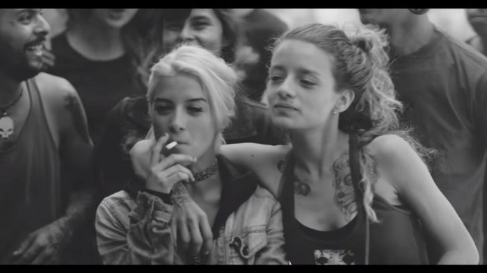 [VIDEO] «Los Nadie»: la película colombiana que compite en Venecia retratando el nuevo «espíritu punk»