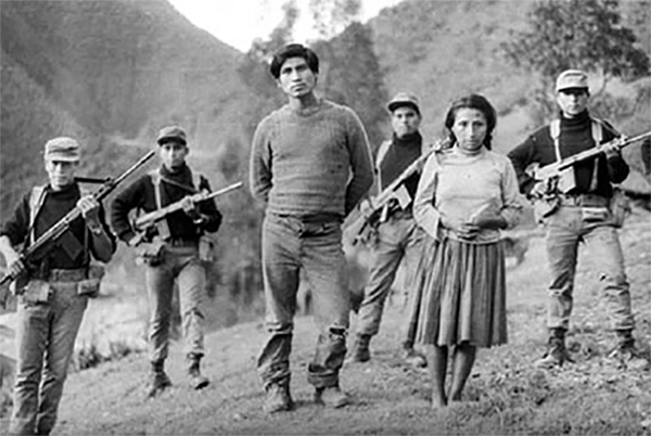 Justicia de Perú condena a 10 militares por matanza en 1985