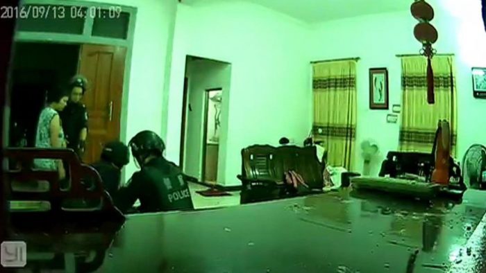 [VIDEO] Así fue una de las redadas de la policía en Wukan, el único pueblo con un gobernante elegido democráticamente en China