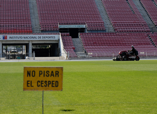 [FOTOS] Los preparativos en la cancha del Nacional para el duelo con Perú