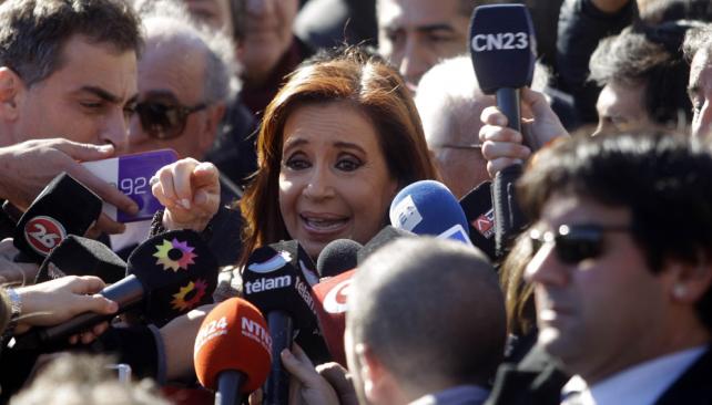 Tesoro argentino pide que Cristina Fernández deje de cobrar dos pensiones
