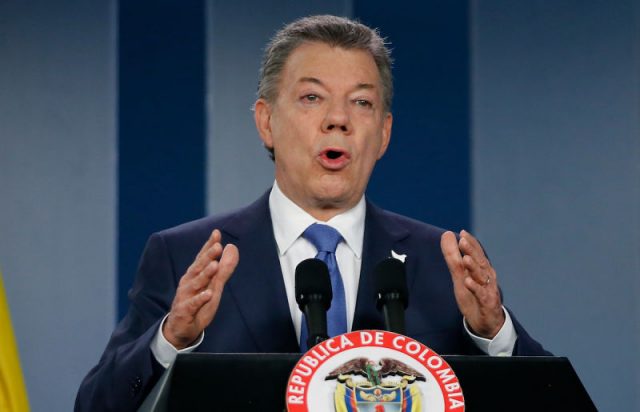 Juan Manuel Santos: Nobel de la Paz es «un gran estímulo» para alcanzar un acuerdo final en Colombia