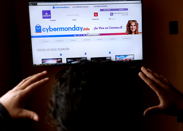 Se viene «Cyber Monday» con los chilenos aún reticentes a tirarse a la piscina del comercio por internet