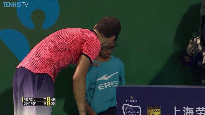 [VIDEO] El noble gesto de Grigor Dimitrov con un niño que recibió un pelotazo de su rival durante el Masters de Shanghai
