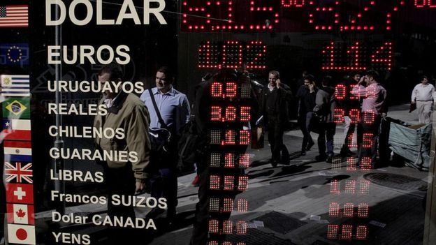 La economía colombiana se desacelera y se asoma a la estanflación