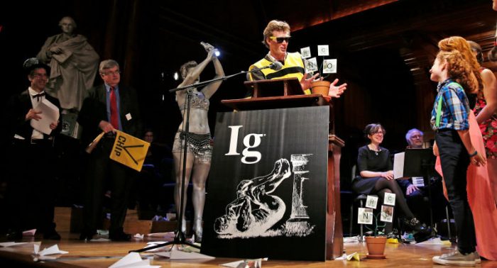 Los Premios Ig Nobel: elogio a las investigaciones ridículas