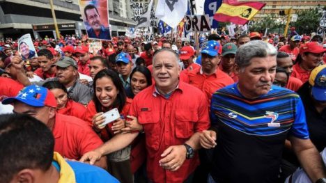 Presidente Boric interrumpe vacaciones y Diosdado Cabello ironiza con supuesto secuestro en Chile