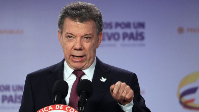 Santos pone fecha límite al cese al fuego y FARC pregunta si después sigue la guerra