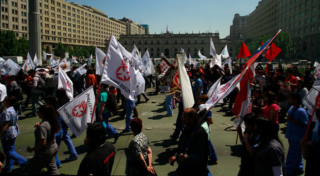 Informe Anual de Derechos Humanos UDP: «El Estado chileno es un pésimo empleador»