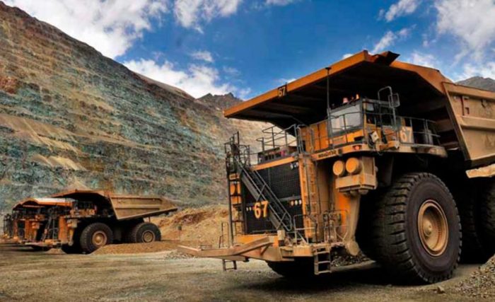 Organizaciones sociales presentan recurso en contra del proyecto minero Los Bronces Integrado