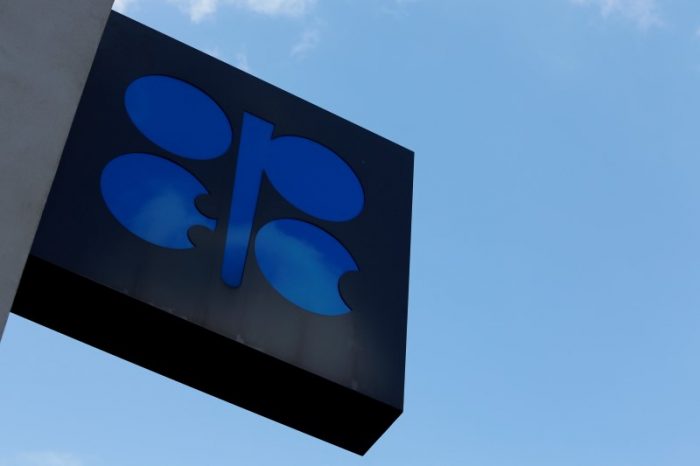 El crudo OPEP sube un 4,5% a 53,24 dólares, su nivel más alto en año y medio