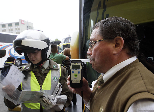 Universidad portuguesa busca disminuir accidentes de tránsito y crea «alcotest» para celular