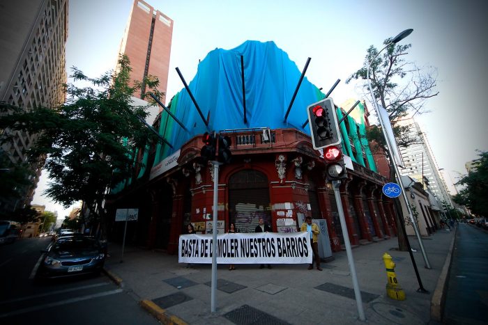 Vecinos piden a nuevo alcalde de Santiago que no sigan «demoliendo» sus barrios
