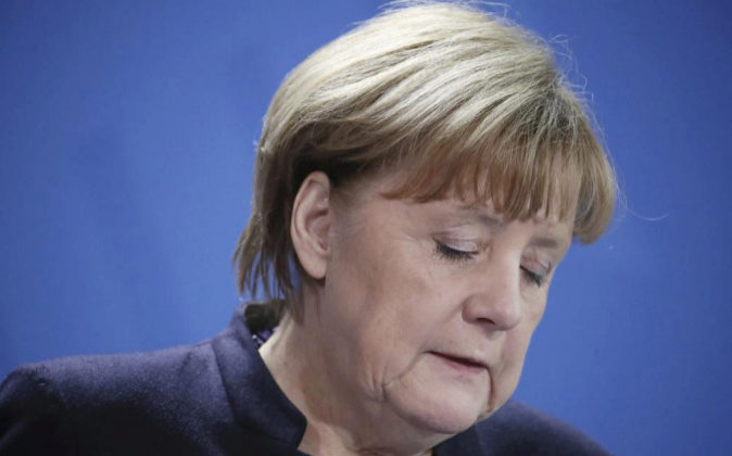 Merkel critica el veto de Trump a entrada de ciudadanos de países musulmanes