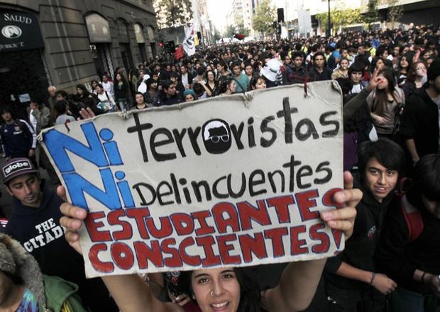 Lanzamiento libro “Protestar es de buena educación” en Facultad Latinoamericana de Ciencias Sociales