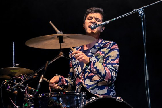 [VIDEO] Gepe estrena lyric video y video en vivo para «Ser Amigos»