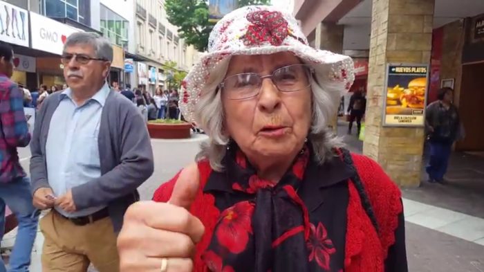 [VIDEO] Abuelita Imilsa desea un feliz 2017 de lucha y envía mensaje a candidatos presidenciales