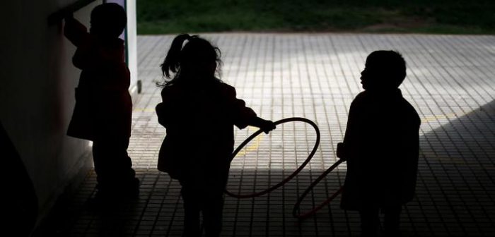 Chile no garantiza derechos de los niños: la lapidaria conclusión de un informe de la U. Central