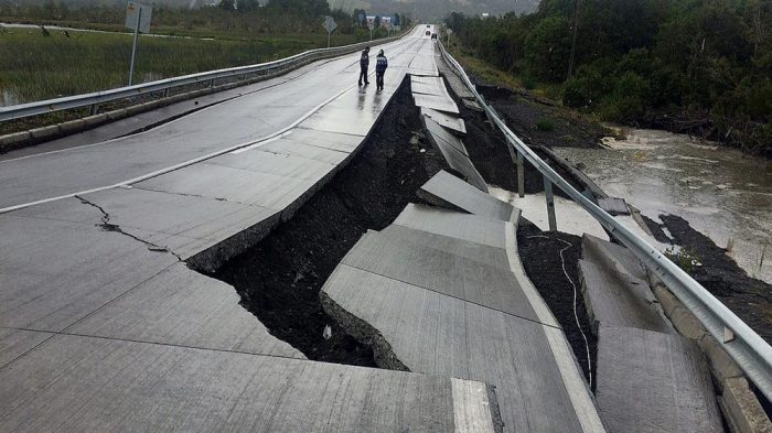 [VIDEOS] Los registros ciudadanos del daño que ocasionó el terremoto 7.6