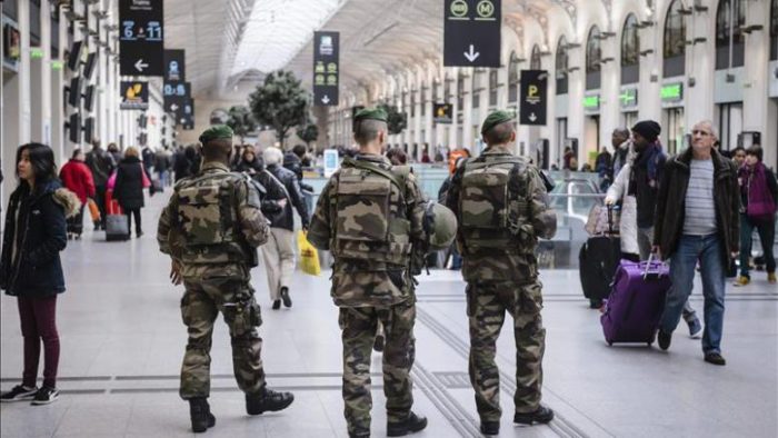 Europa celebra el Año Nuevo con un refuerzo de las medidas de seguridad