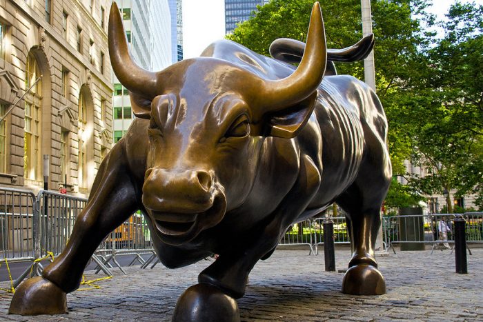 Wall Street se da un respiro y retoma ganancias