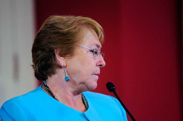PS a la espera: dirigentes manifiestan deseo de que presidenta Bachelet refiche en el partido
